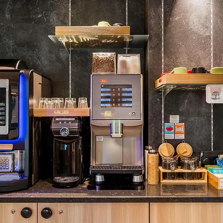 Hotel Ibis Styles Centre Gare Annecy