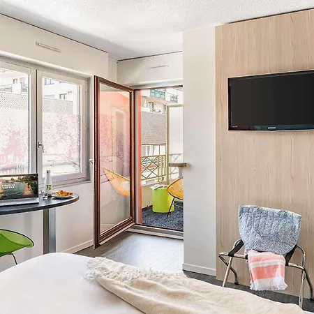 Ibis Styles Centre Gare Hotel 3*