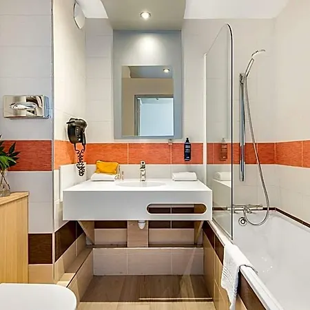 Ibis Styles Centre Gare Szálloda 3*