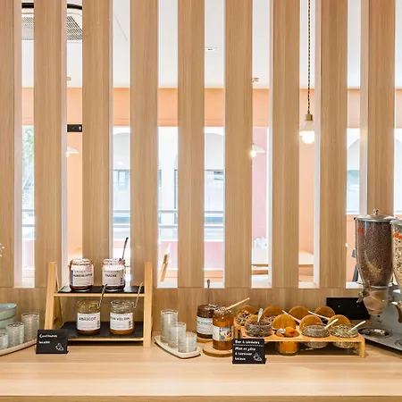 Ibis Styles Centre Gare Annecy