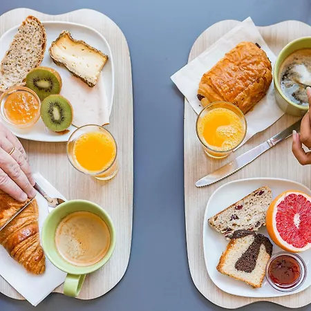 Ibis Styles Centre Gare Hotel 3*