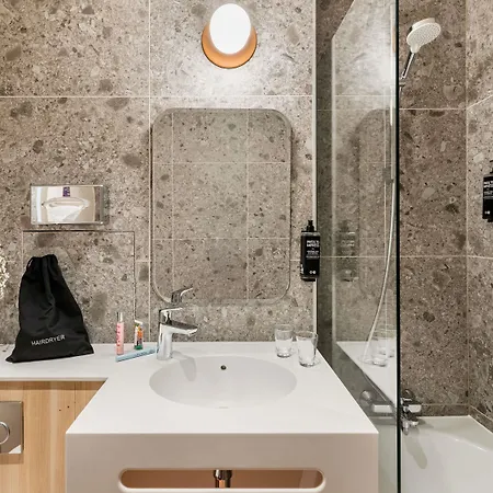 Hotel Ibis Styles Centre Gare Annecy